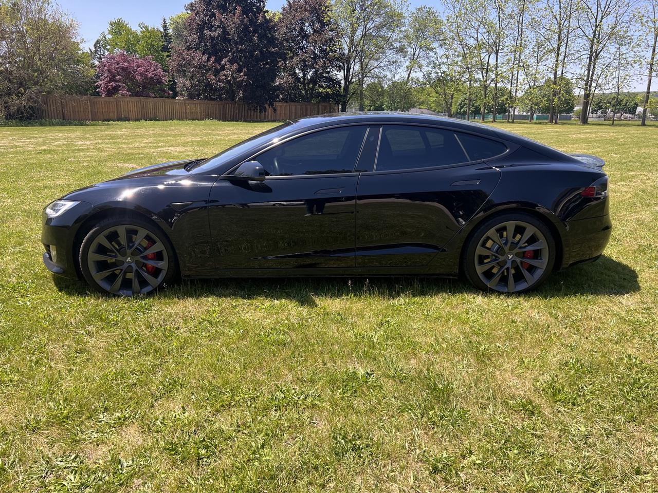 2021 Tesla Model S Performance AWD Photo