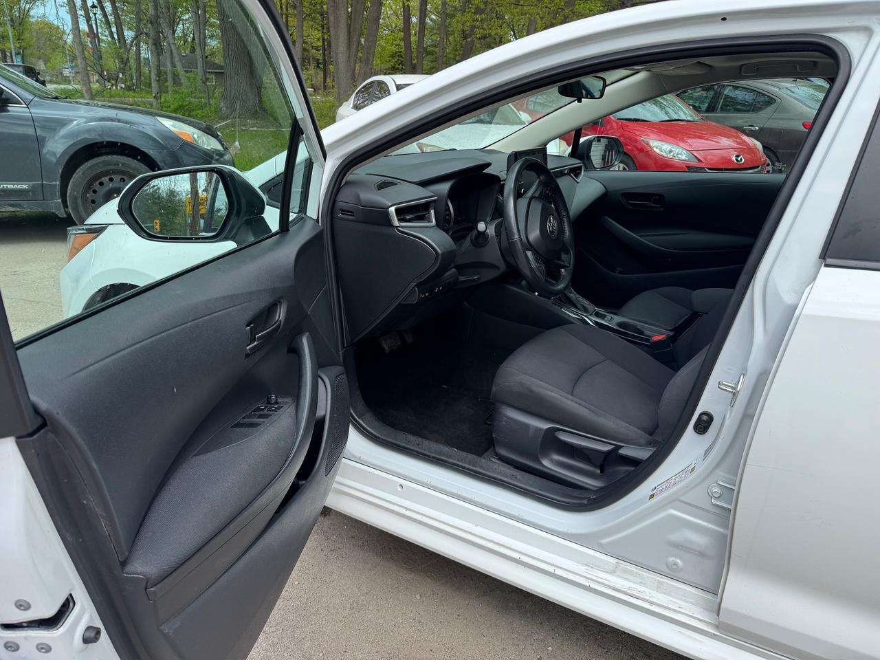2022 Toyota Corolla LE Photo
