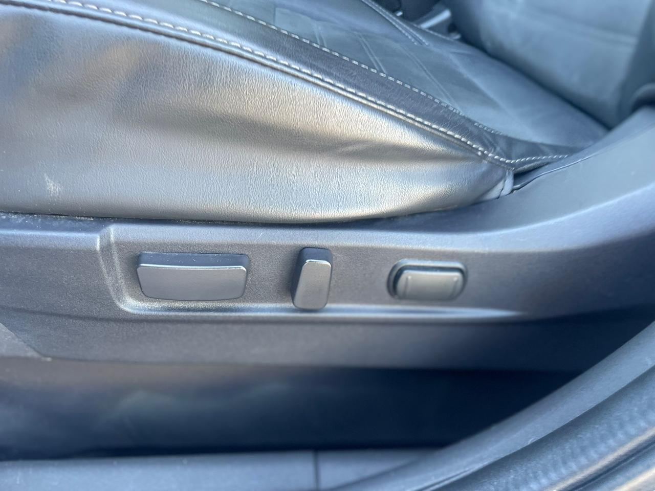 2020 Mitsubishi Outlander EX-L AWD 7SEATER BLIND SPOT B-TOOTH CAMERA SUNROOF Photo