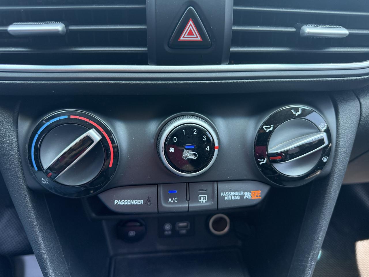 2021 Hyundai KONA 2.0L Preferred FWD Photo
