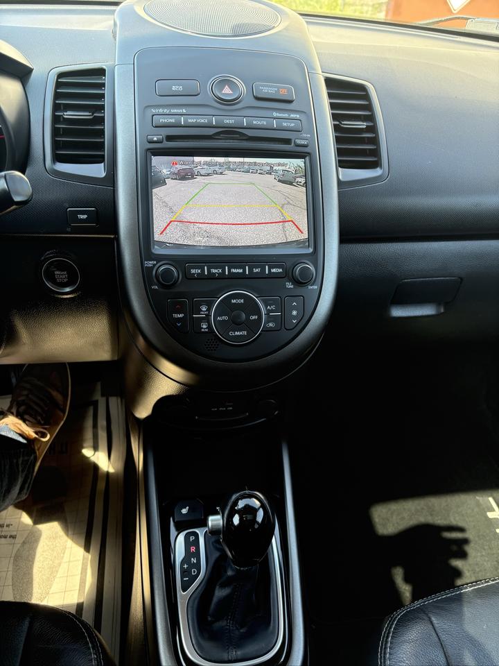1780095685700