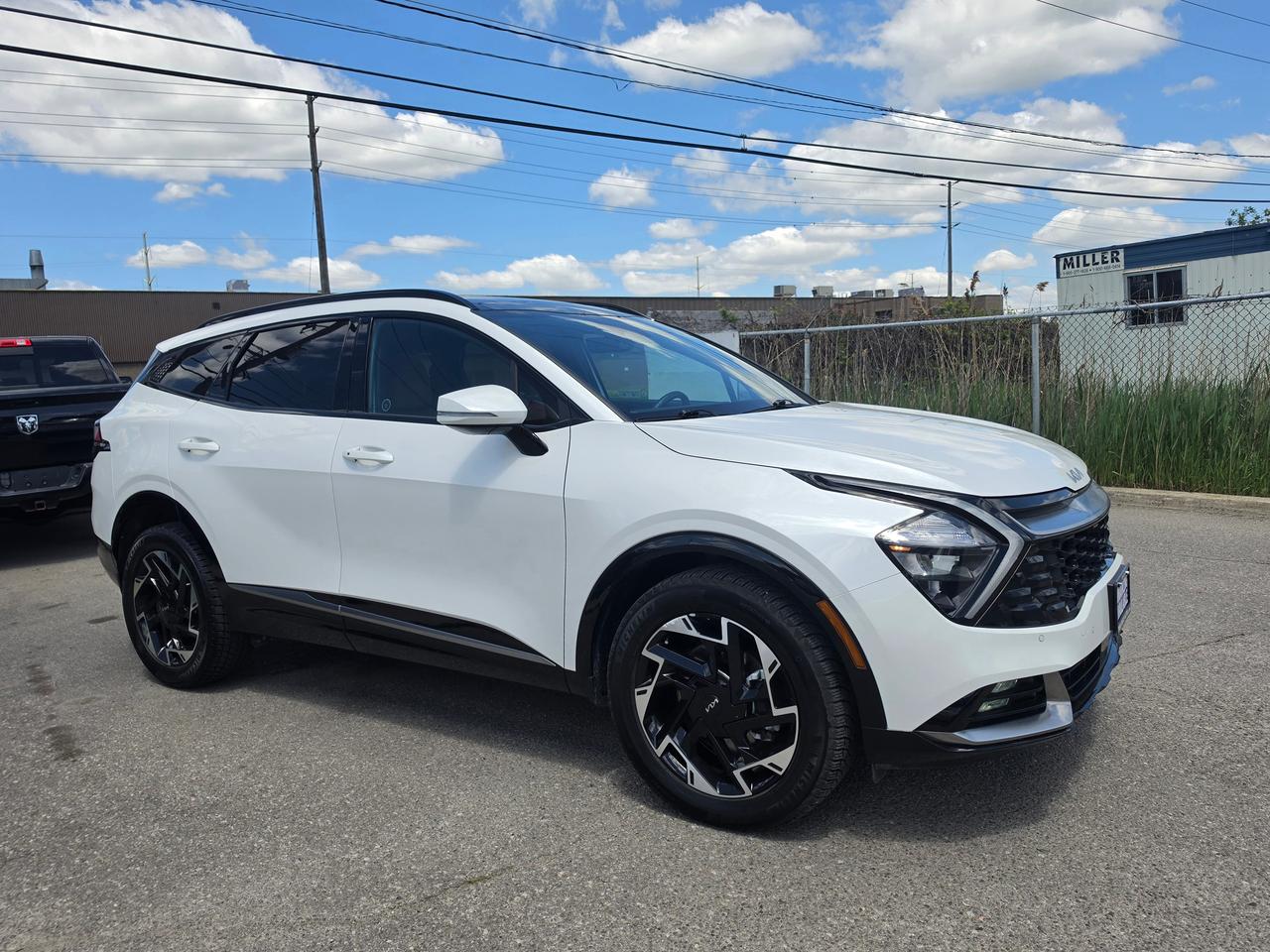 2023 Kia Sportage EX Premium AWD w/Red Interior - Photo #1