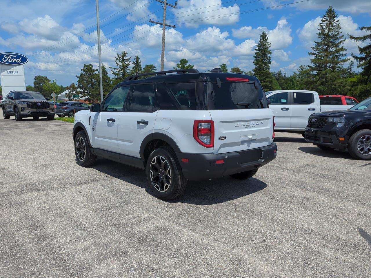 2026 Ford Bronco Sport Outer Banks 4x4 Photo3