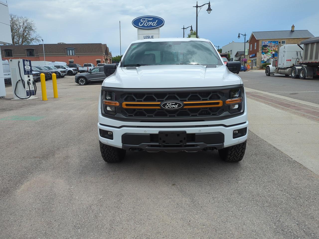2026 Ford F-150 Tremor SuperCrew 401A 4x4 Photo1