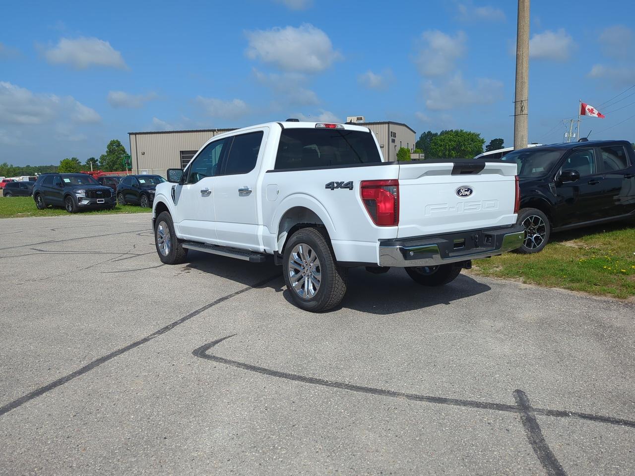 2026 Ford F-150 XLT SuperCrew 301A 4x4 Photo3