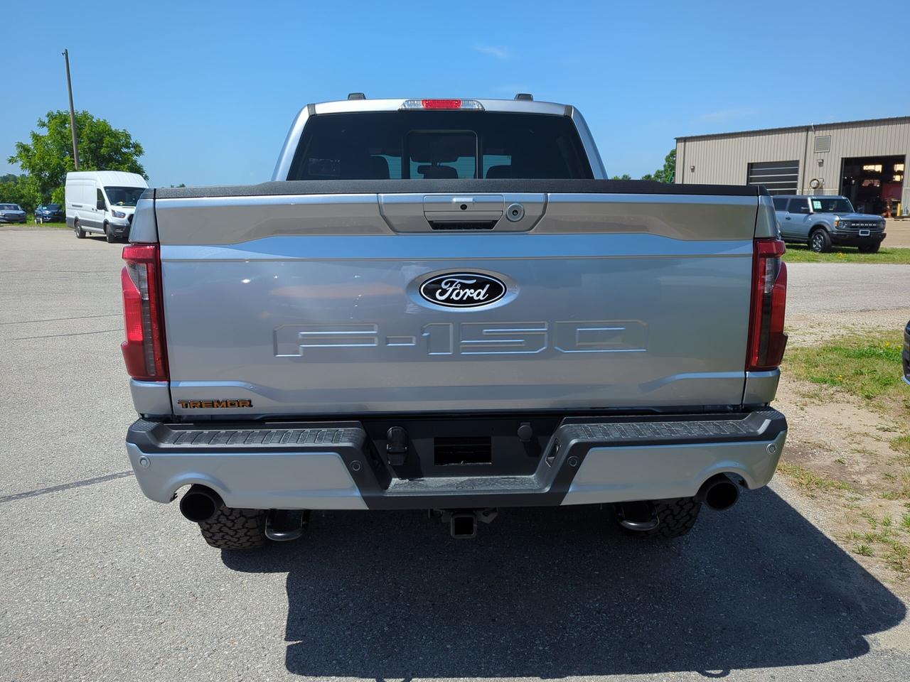 2026 Ford F-150 Tremor SuperCrew 401A 4x4 Photo4