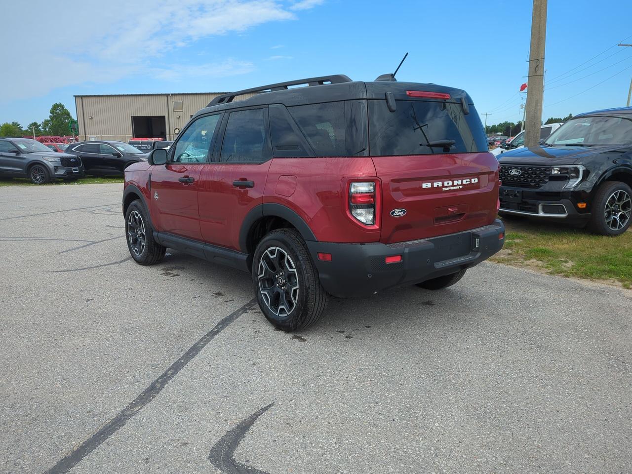 2026 Ford Bronco Sport Outer Banks 4x4 Photo3
