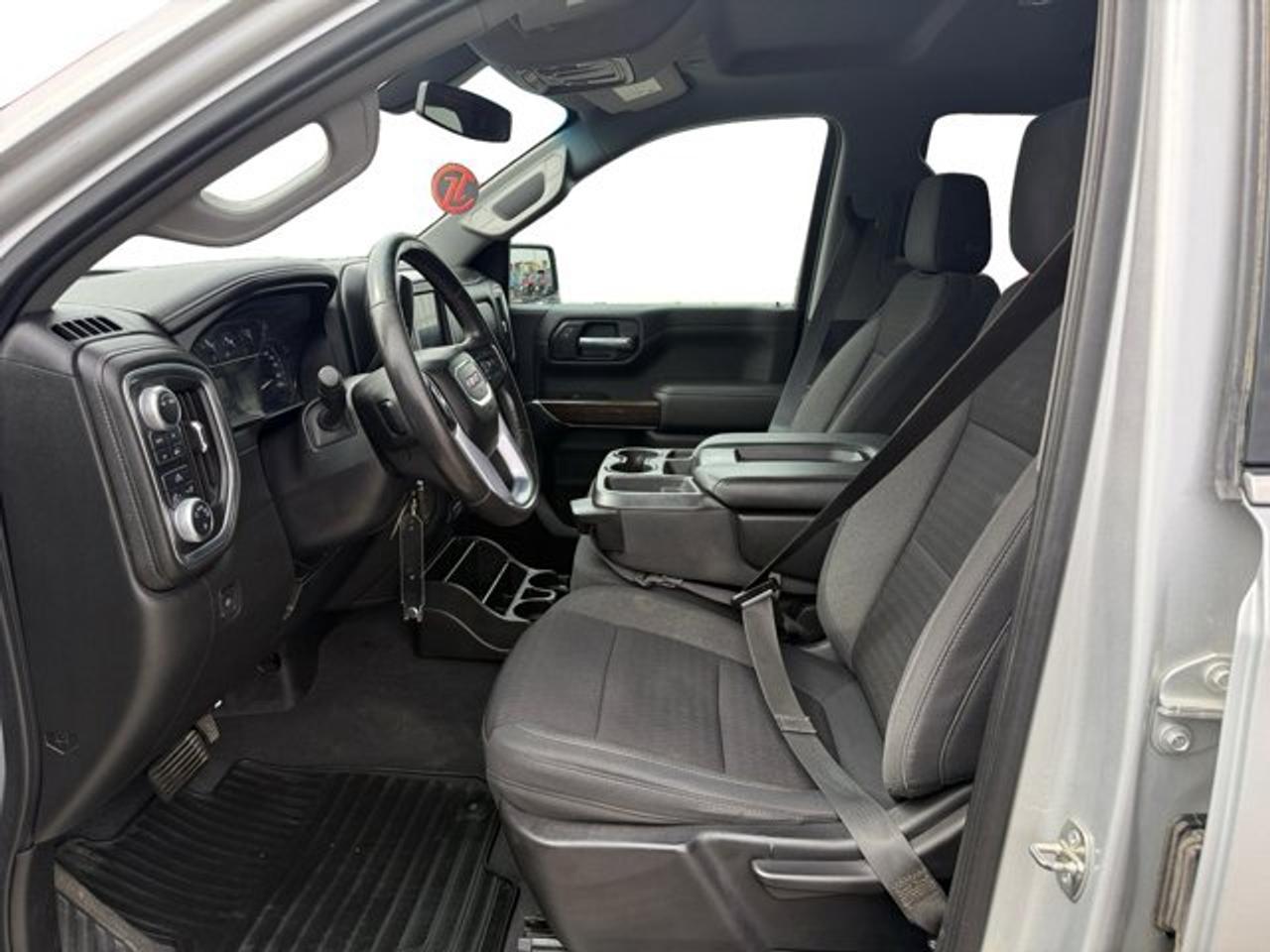 2020 GMC Sierra 1500 SLE Photo