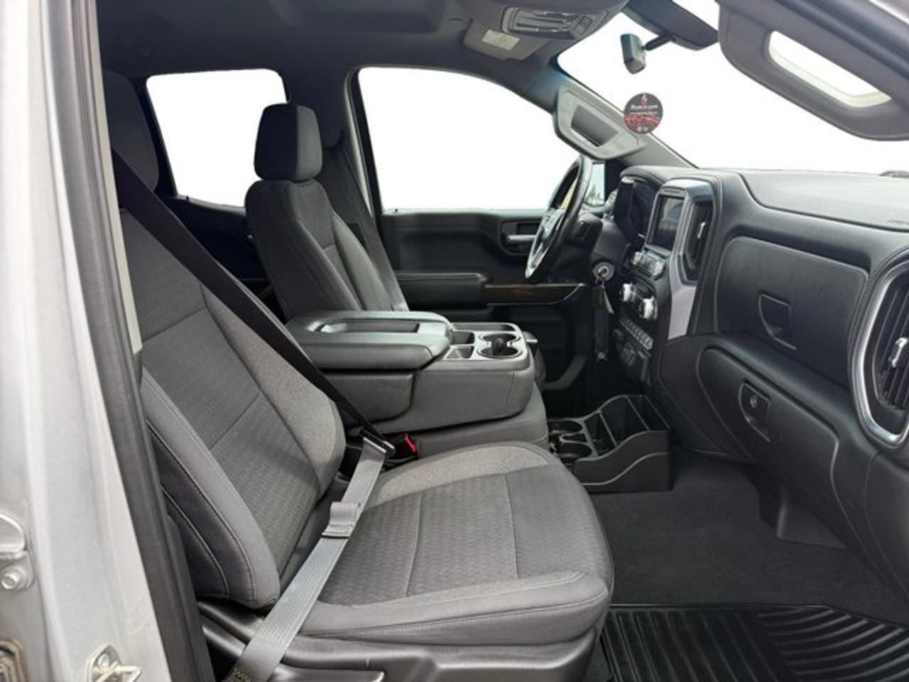 2020 GMC Sierra 1500 SLE - Photo #12