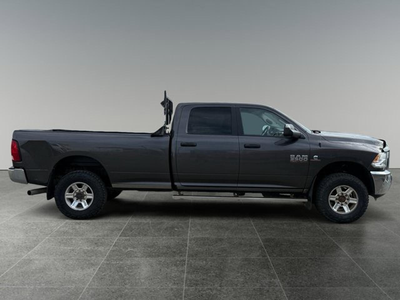 2017 RAM 3500 SLT Photo