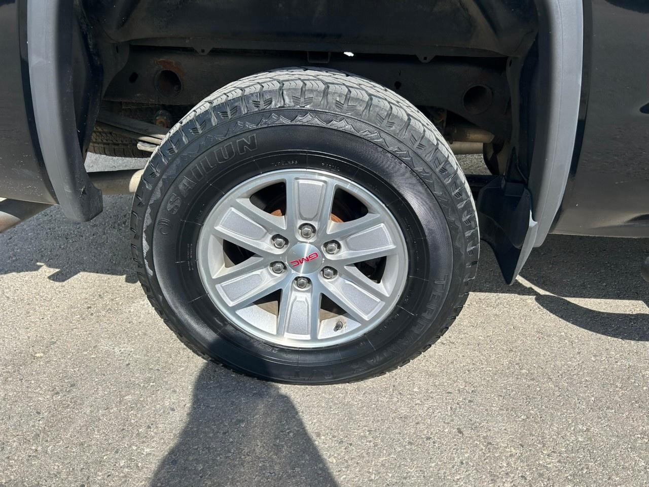 2018 GMC Sierra 1500 4WD Crew Cab Short Box Photo