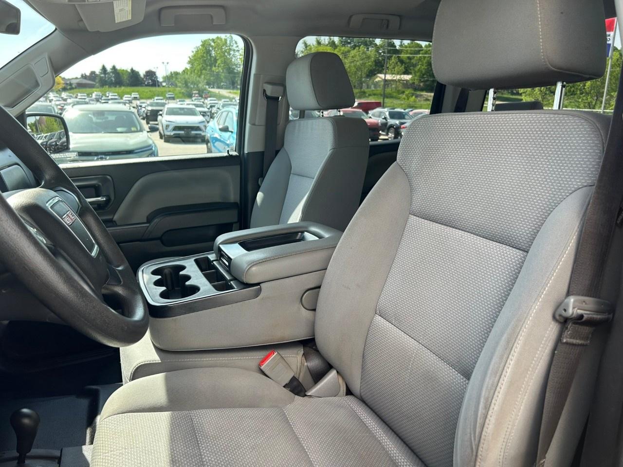 2018 GMC Sierra 1500 4WD Crew Cab Short Box Photo