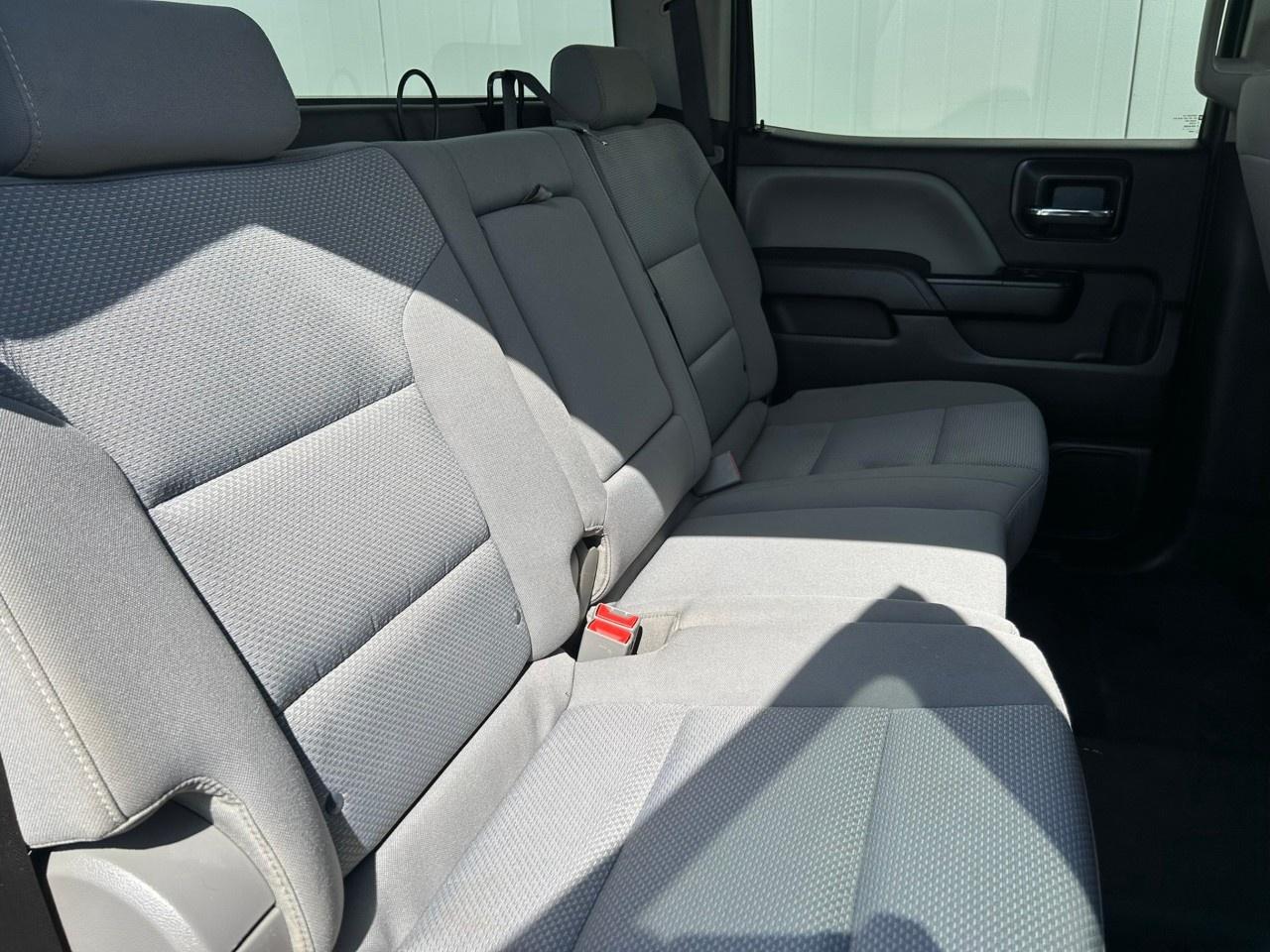 2018 GMC Sierra 1500 4WD Crew Cab Short Box Photo