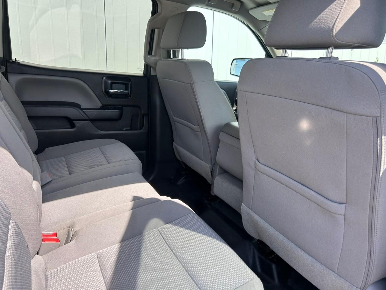 2018 GMC Sierra 1500 4WD Crew Cab Short Box Photo