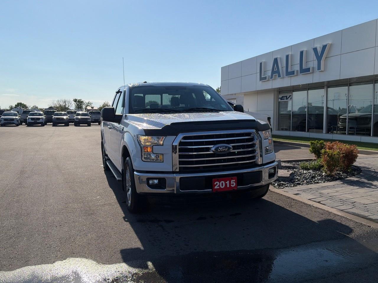 <p>The 2015 Ford F-150 XLT equipped with the 5.0L V8 engine and automatic transmission is a versatile full-size pickup that combines strong towing and hauling capability with everyday comfort. Its powerful V8 delivers dependable performance and smooth acceleration, while the lightweight aluminum-alloy body introduced for 2015 helps improve efficiency and handling. The XLT trim offers a well-equipped cabin with modern convenience features, making it a popular choice for drivers who need a truck that is equally suited for work, recreation, and daily transportation.</p>