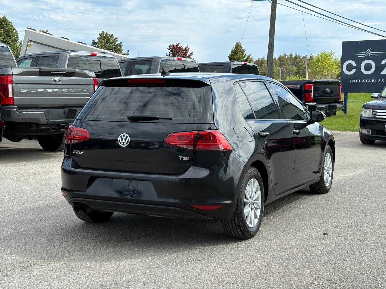 2016 Volkswagen Golf  Photo