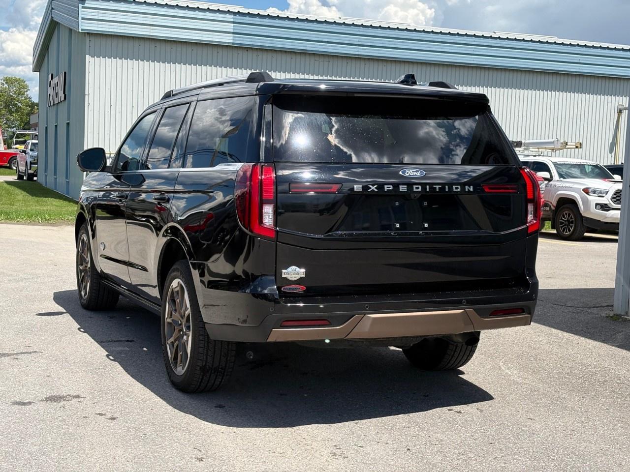 2025 Ford Expedition King Ranch 4X4 Photo