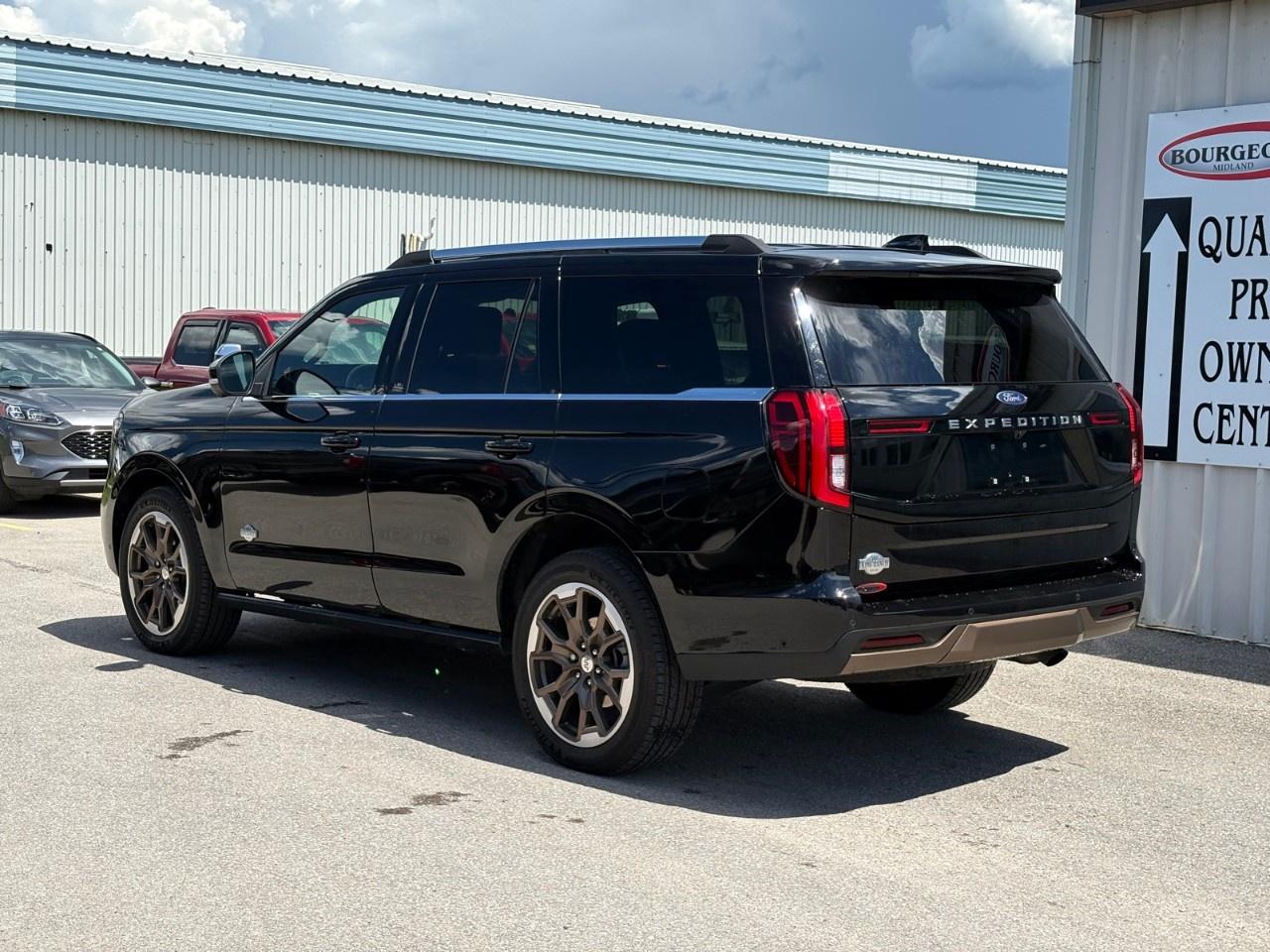 2025 Ford Expedition King Ranch 4X4 Photo