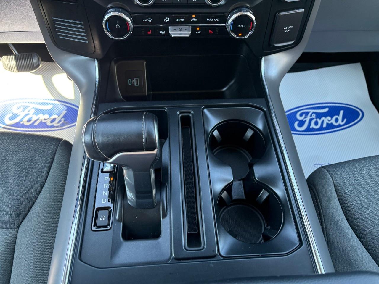 2024 Ford F-150 Lightning XLT 4WD SuperCrew 5.5' Box Photo