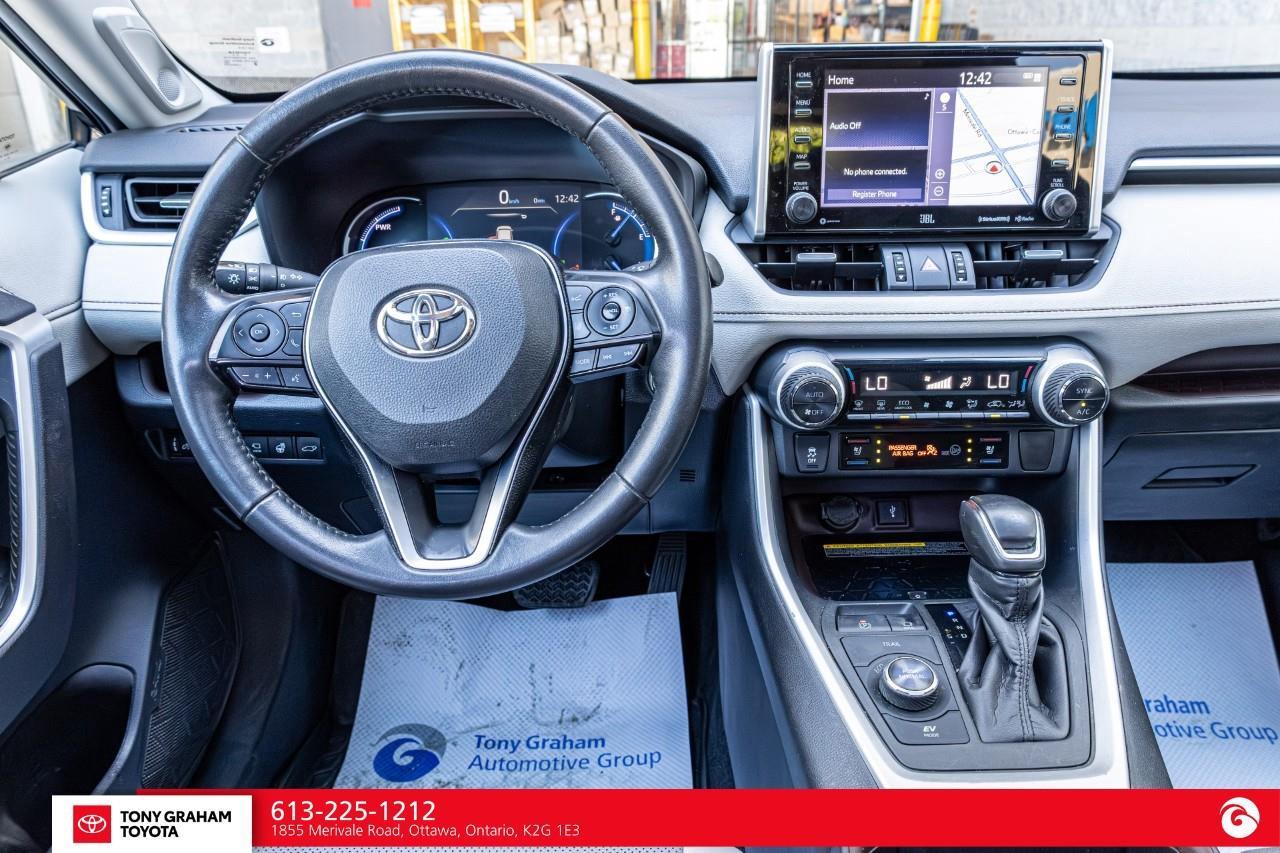 2020 Toyota RAV4 Hybrid Limited Photo