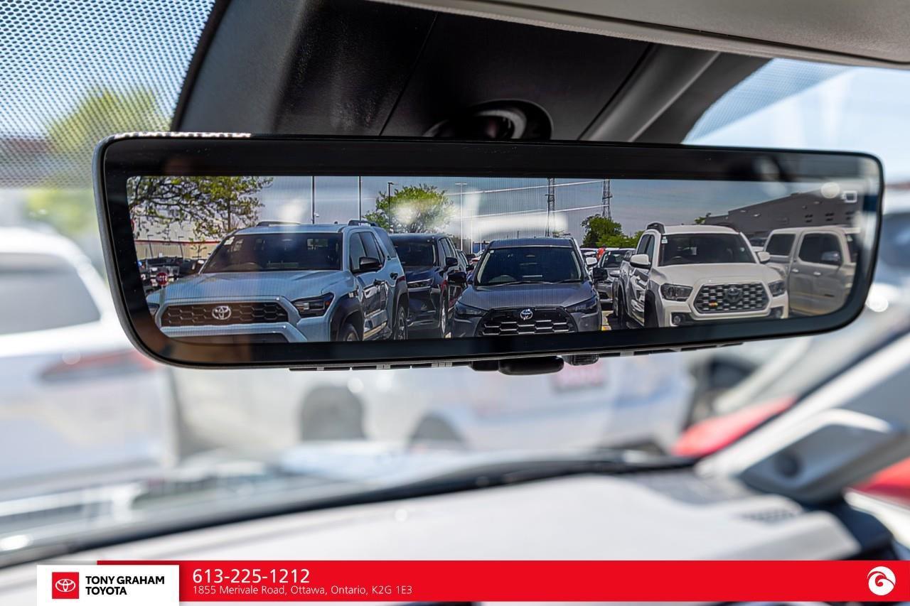 2020 Toyota RAV4 Hybrid Limited Photo