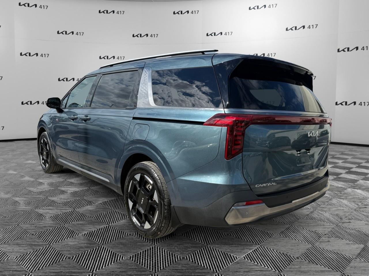 2026 Kia Carnival Hybrid EX FWD Photo