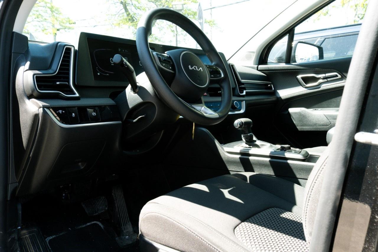 2024 Kia Sportage LX AWD Photo