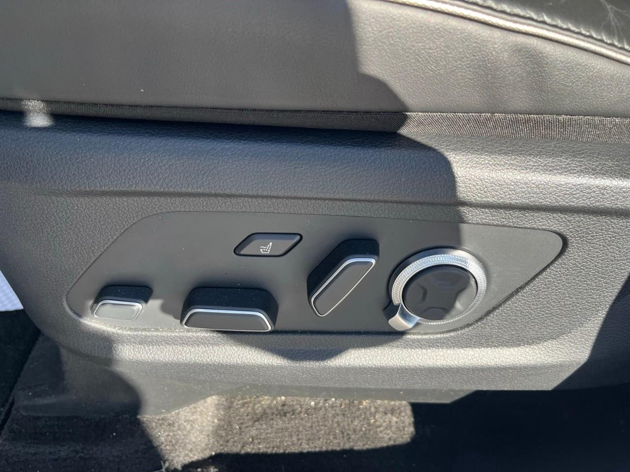 2025 Hyundai PALISADE Ultimate Calligraphy 7-Passenger AWD Photo