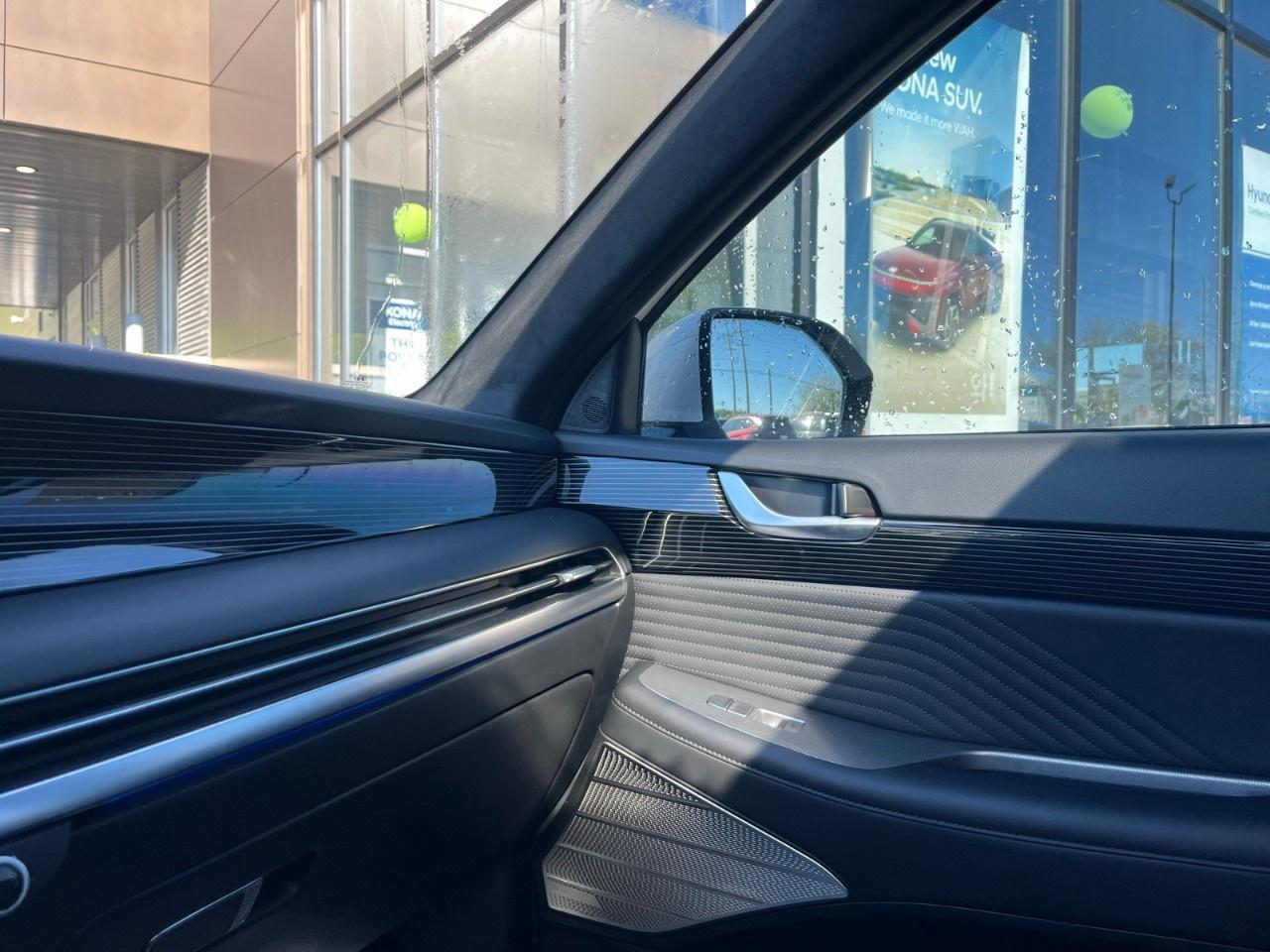 2025 Hyundai PALISADE Ultimate Calligraphy 7-Passenger AWD Photo