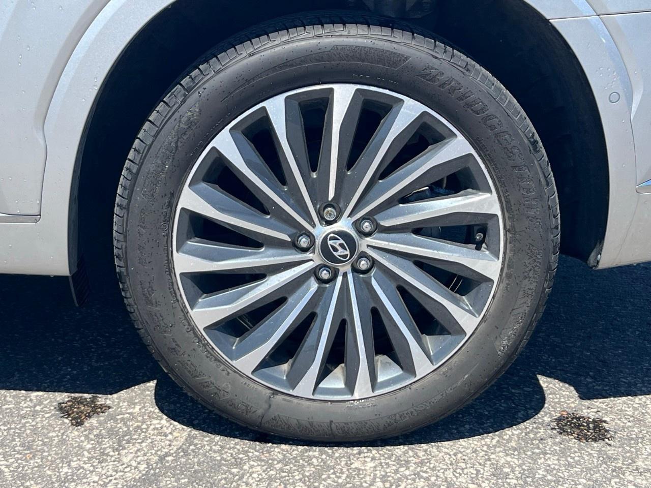 2024 Hyundai PALISADE Ultimate Calligraphy 7-Passenger AWD Photo