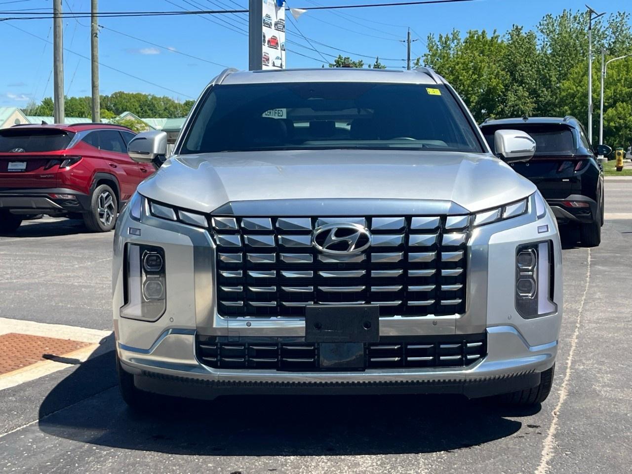 2024 Hyundai PALISADE Ultimate Calligraphy 7-Passenger AWD Photo