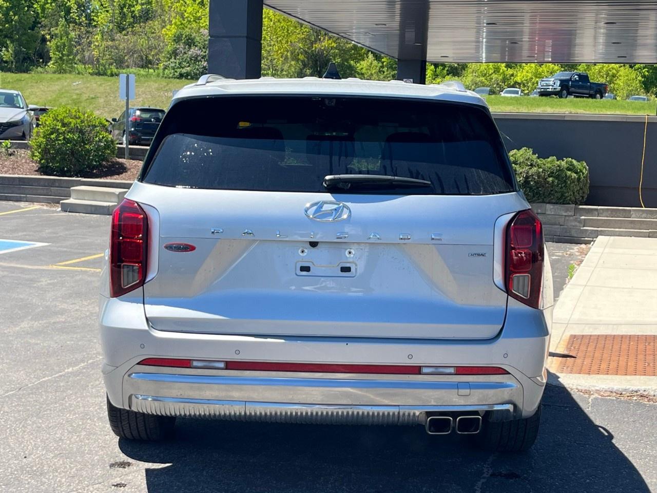 2024 Hyundai PALISADE Ultimate Calligraphy 7-Passenger AWD Photo