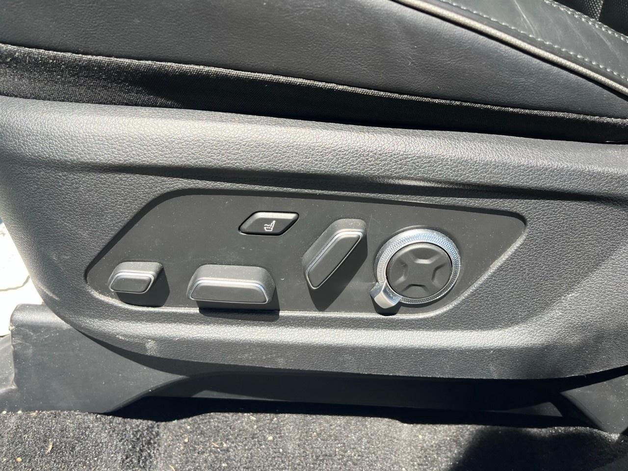 2024 Hyundai PALISADE Ultimate Calligraphy 7-Passenger AWD Photo