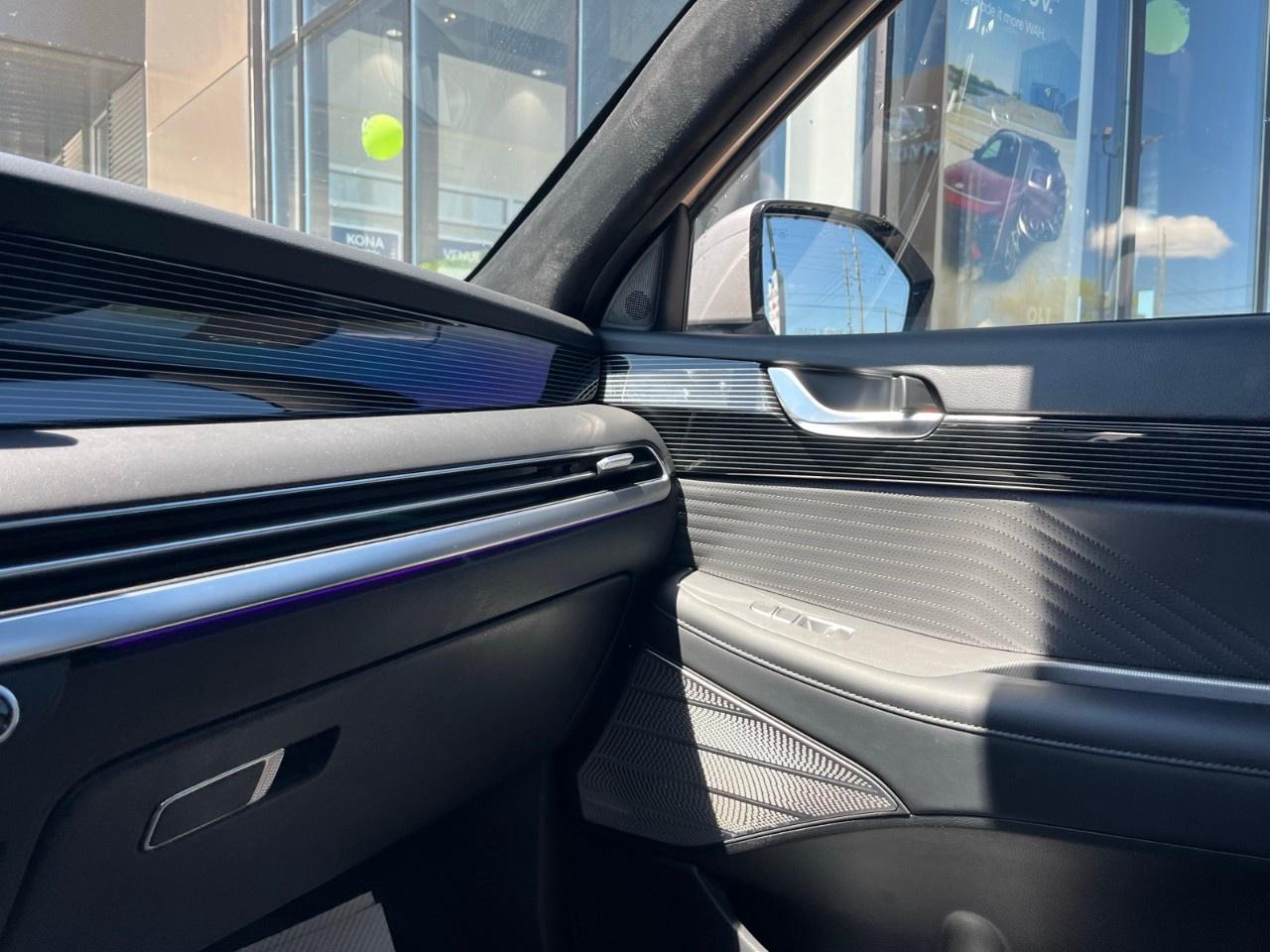 2024 Hyundai PALISADE Ultimate Calligraphy 7-Passenger AWD Photo