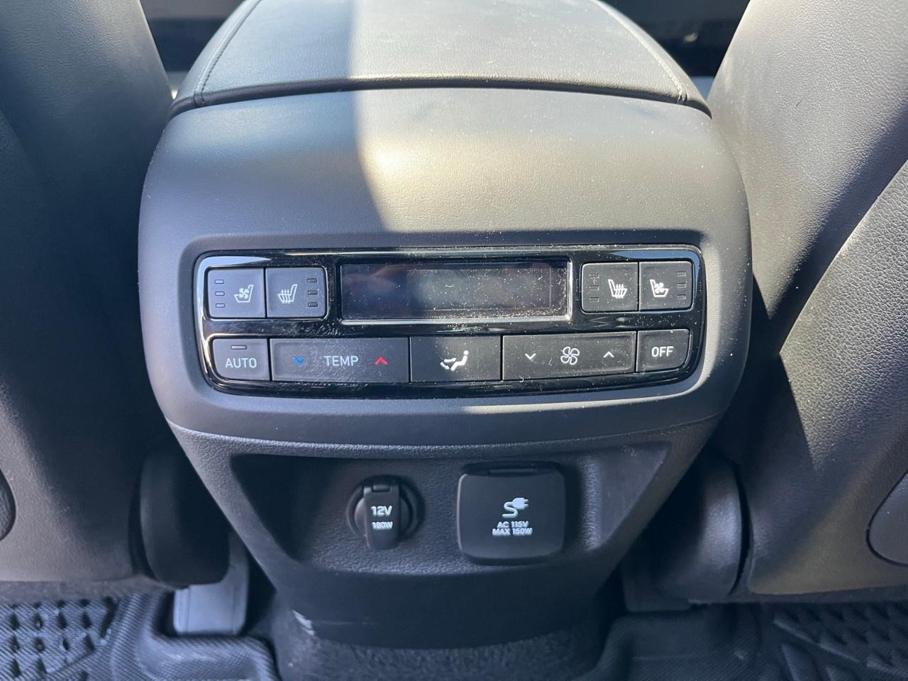 2024 Hyundai PALISADE Ultimate Calligraphy 7-Passenger AWD Photo