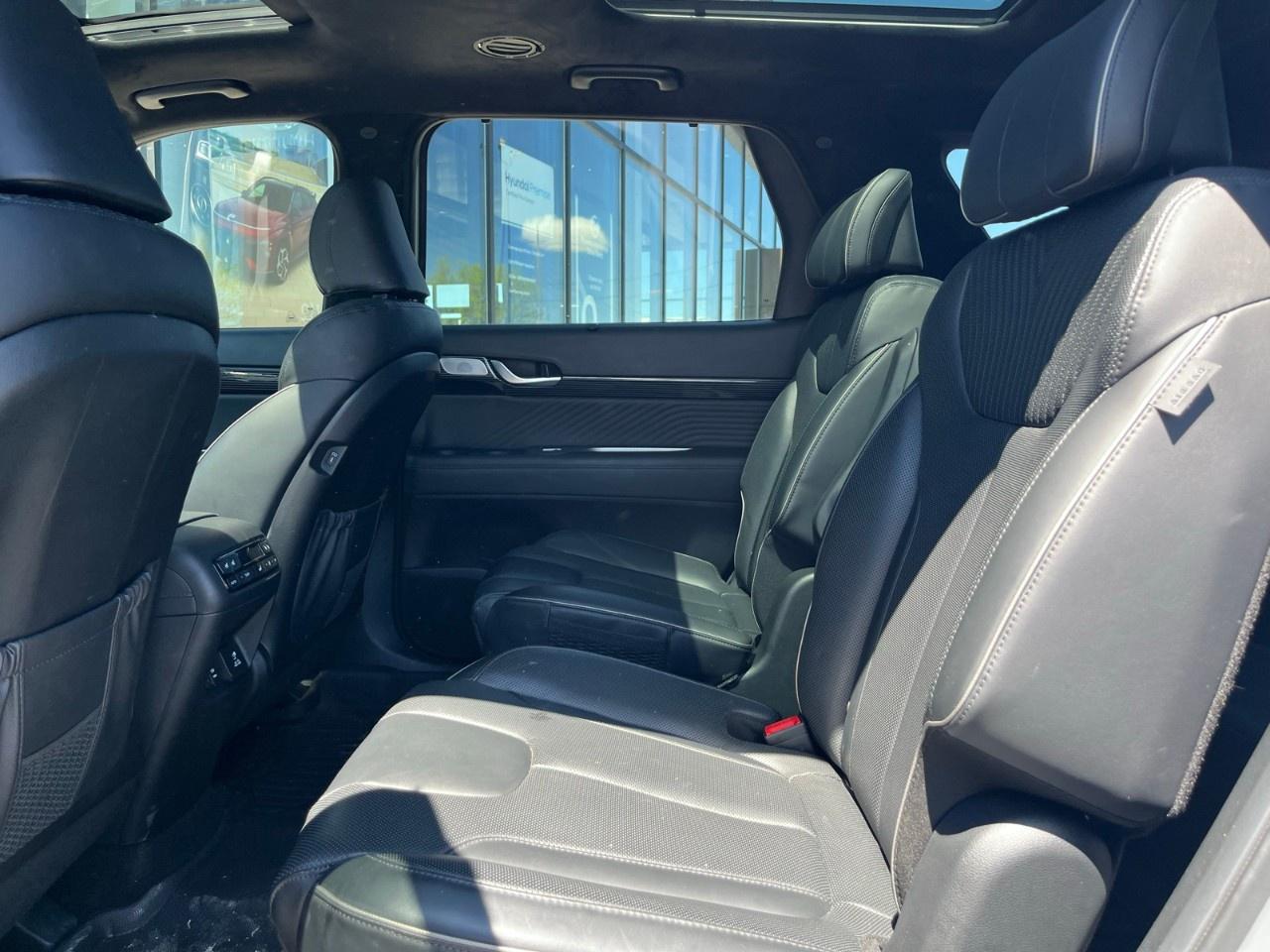 2024 Hyundai PALISADE Ultimate Calligraphy 7-Passenger AWD Photo