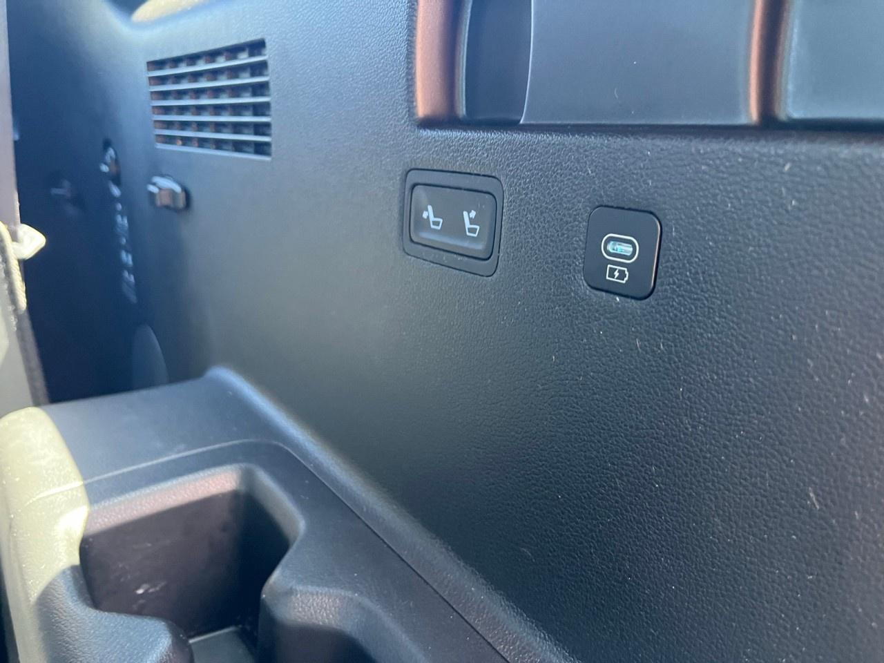 2024 Hyundai PALISADE Ultimate Calligraphy 7-Passenger AWD Photo