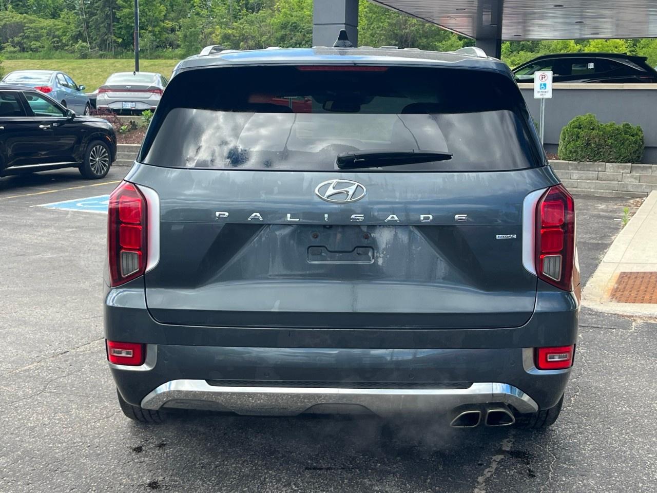 2020 Hyundai PALISADE Ultimate 7-Passenger AWD Photo3