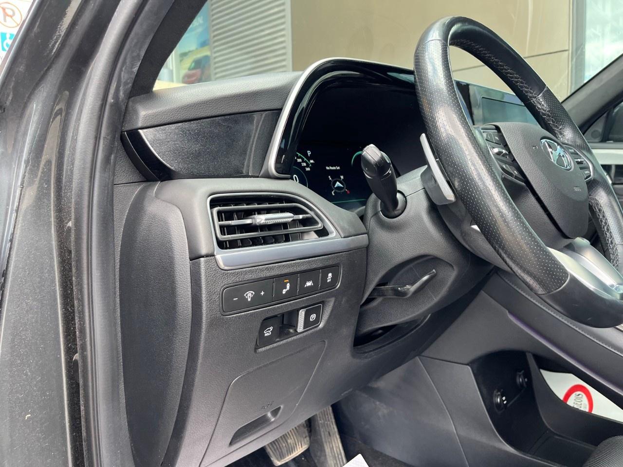 2020 Hyundai PALISADE Ultimate 7-Passenger AWD Photo