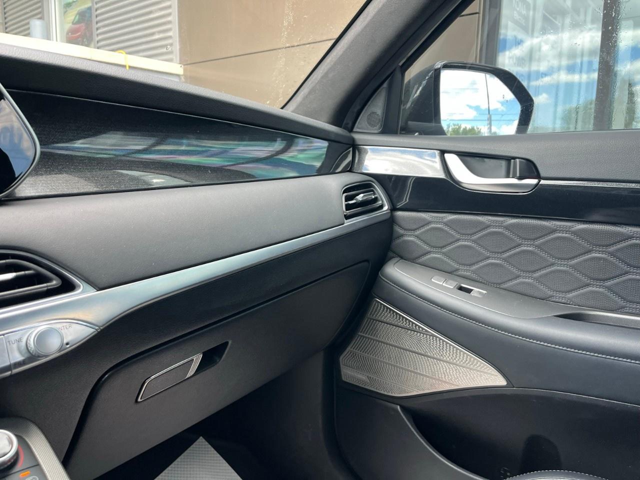 2020 Hyundai PALISADE Ultimate 7-Passenger AWD Photo