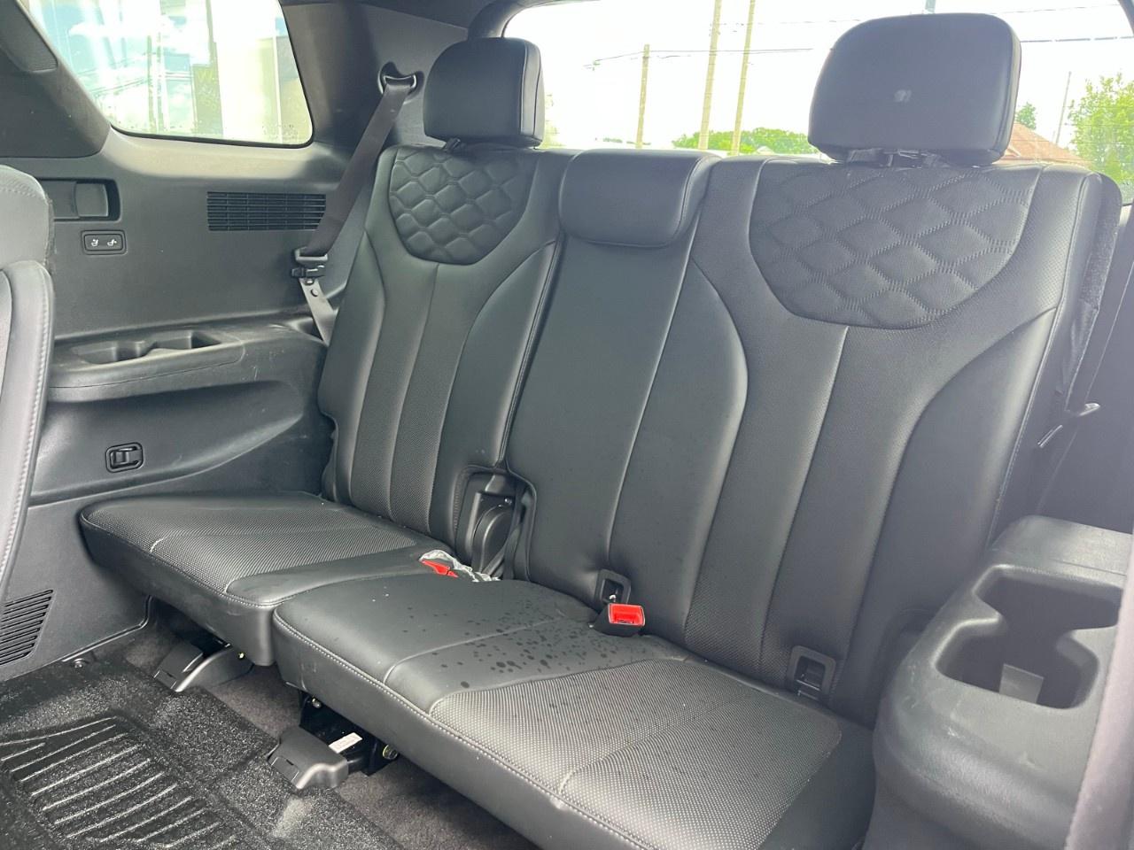 2020 Hyundai PALISADE Ultimate 7-Passenger AWD Photo