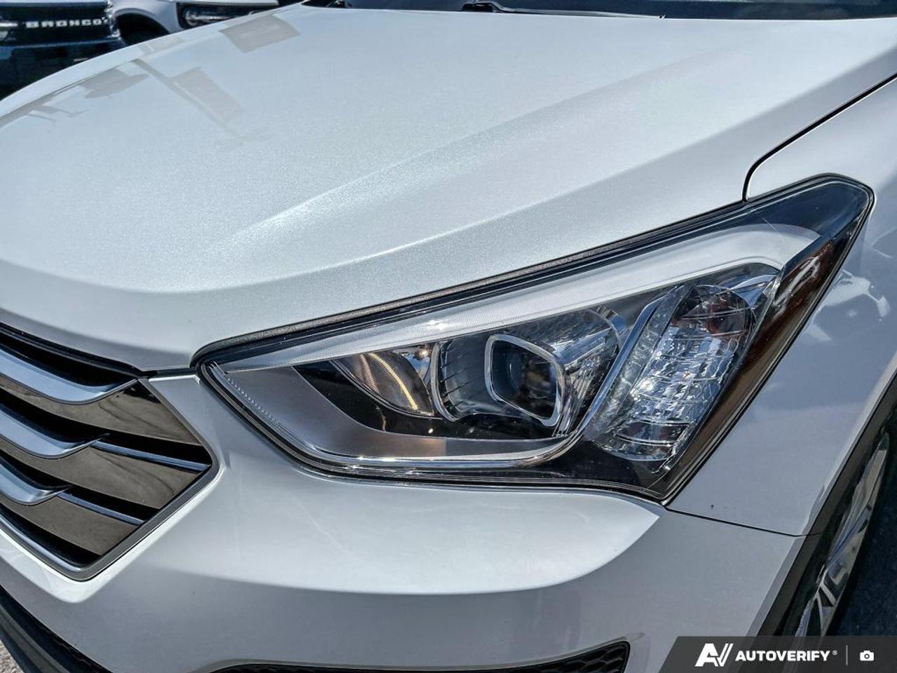 2015 Hyundai Santa Fe Sport 2.0T Limited 1 OWNER | NO ACCIDENTS | COOLED SEATS | SUNROOF Photo