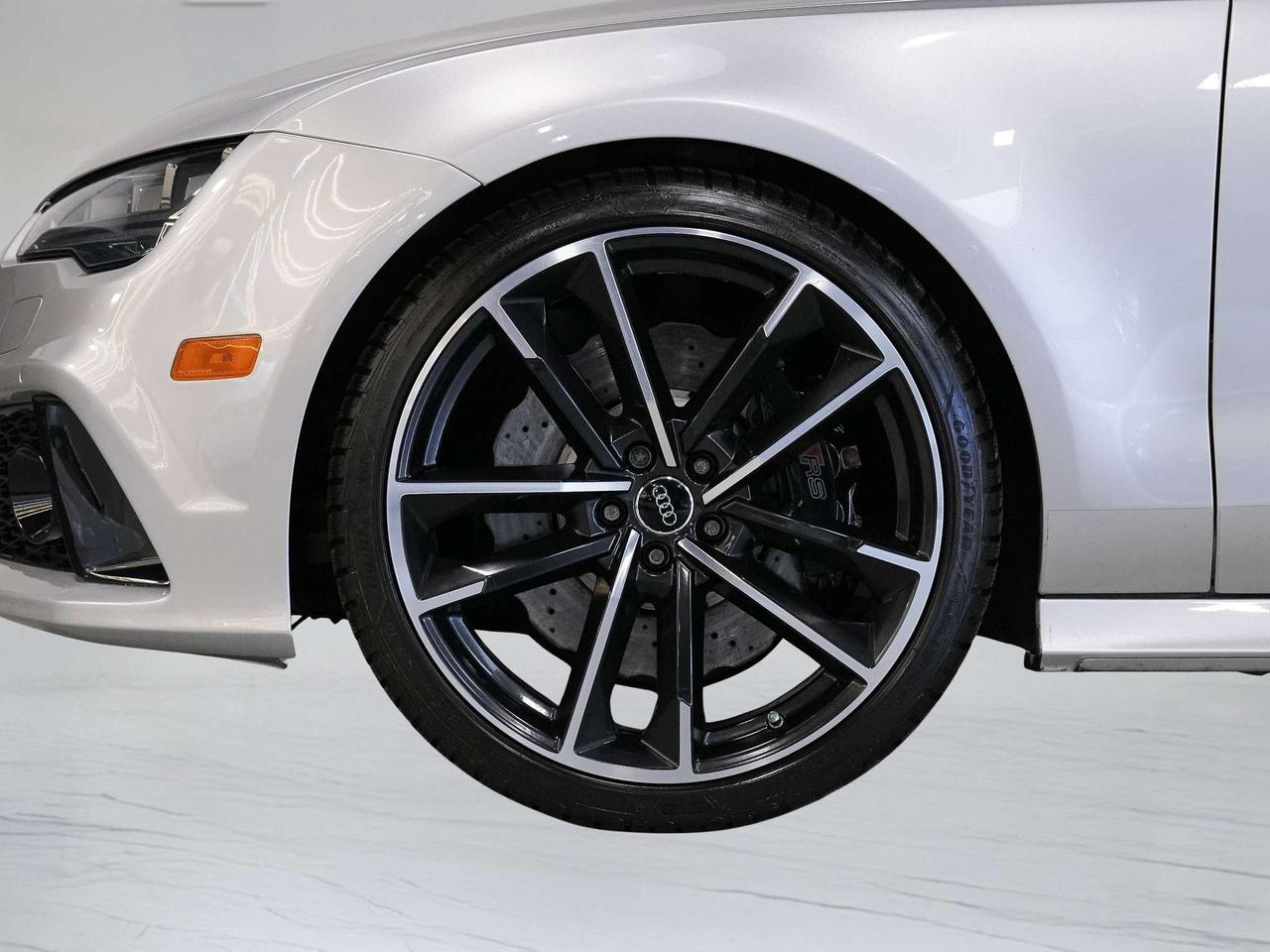2016 Audi RS7 HUD | B&O | DRIVER ASSISTANCE PKG | SUNROOF Photo