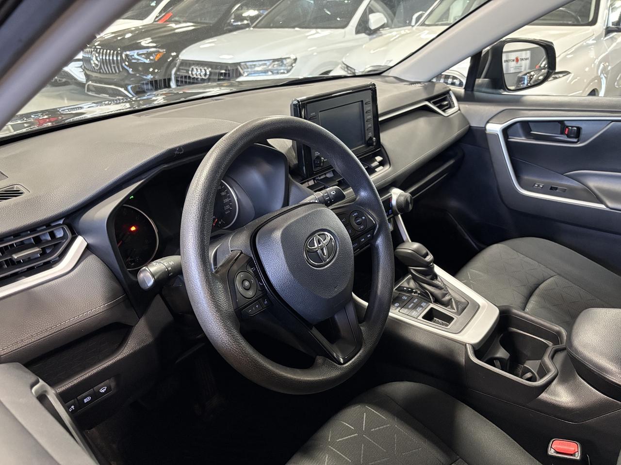 2021 Toyota RAV4 LE|AWD|HEATEDSEATS|TERRAINMODES|SAFETYTECH|+ Photo