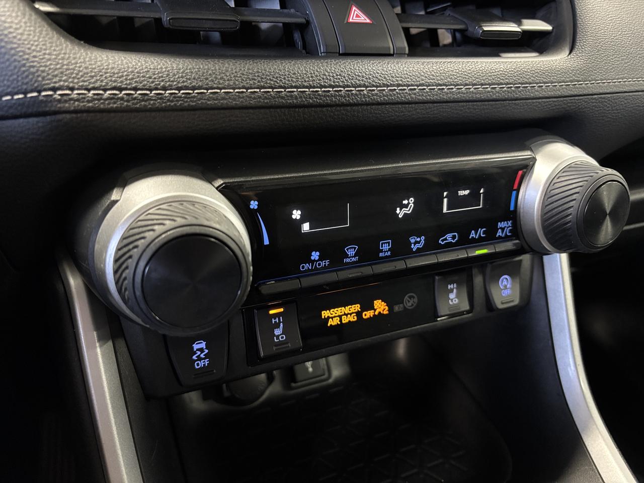 2021 Toyota RAV4 LE|AWD|HEATEDSEATS|TERRAINMODES|SAFETYTECH|+ Photo