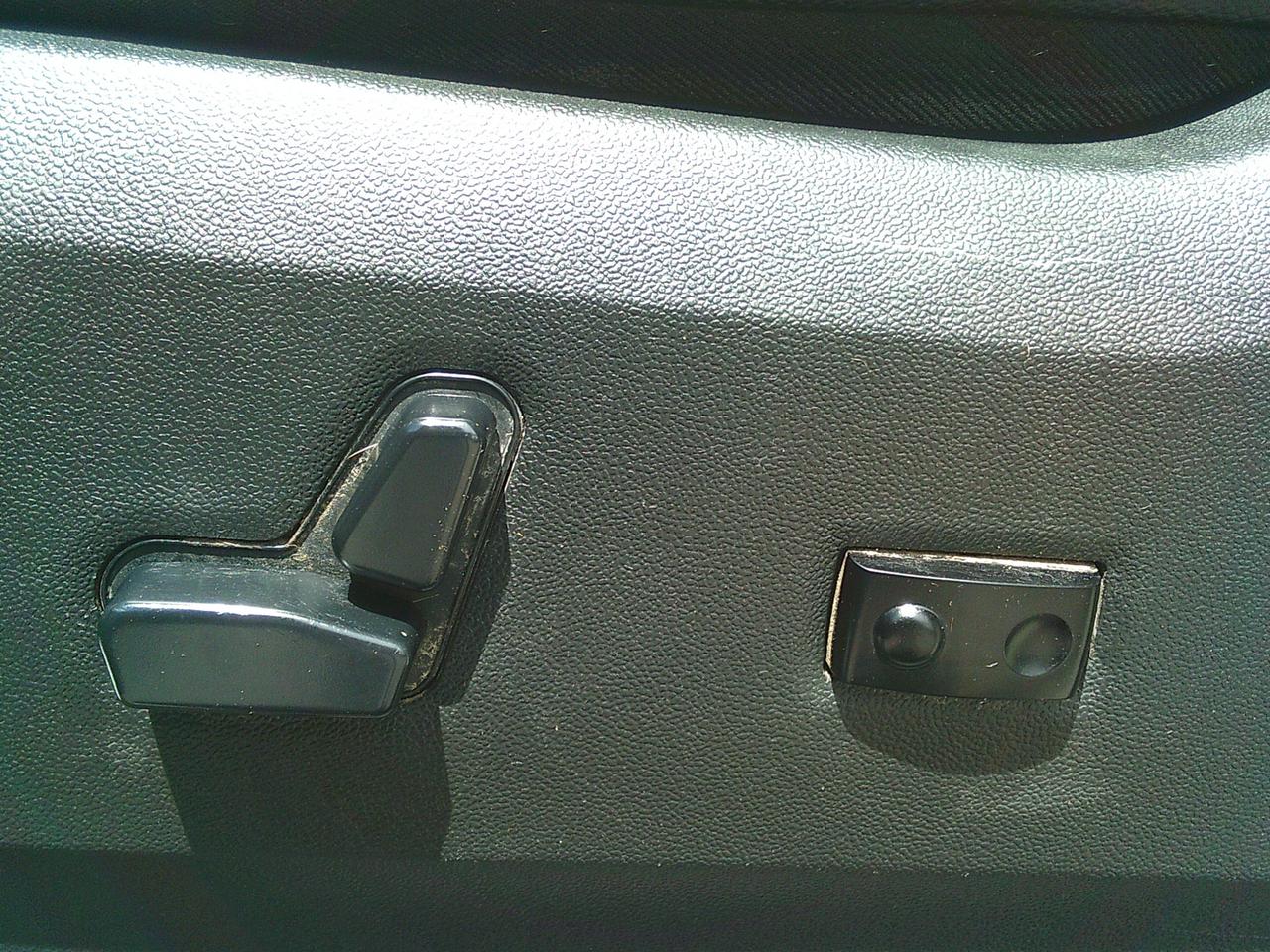 2019 Dodge Grand Caravan SXT Premium Plus STOW N GO!! Photo