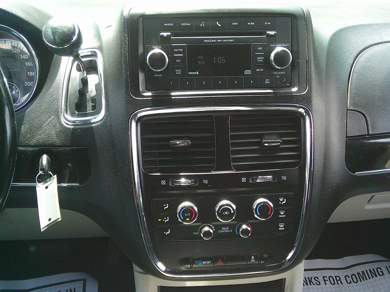2019 Dodge Grand Caravan SXT Premium Plus Stow N Go Photo