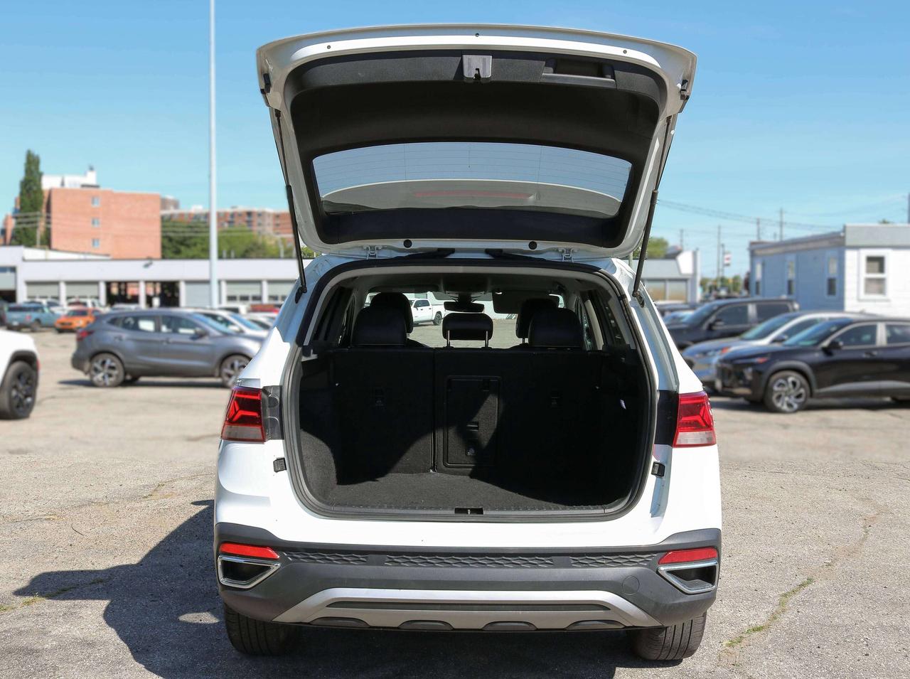 2024 Volkswagen Taos Comfortline | BLINDSPOT | REMOTE START | Photo