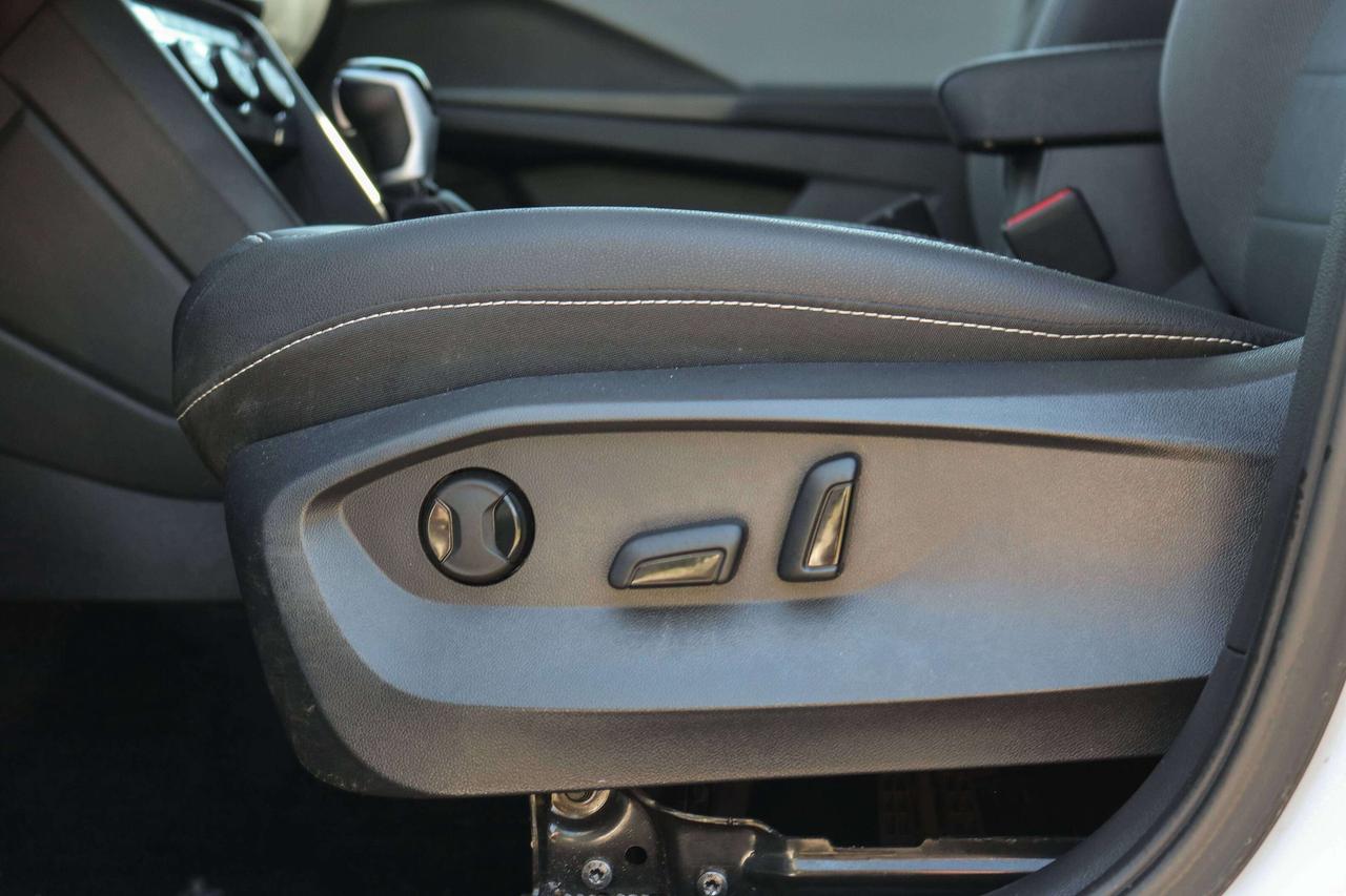 2024 Volkswagen Taos Comfortline | BLINDSPOT | REMOTE START | Photo