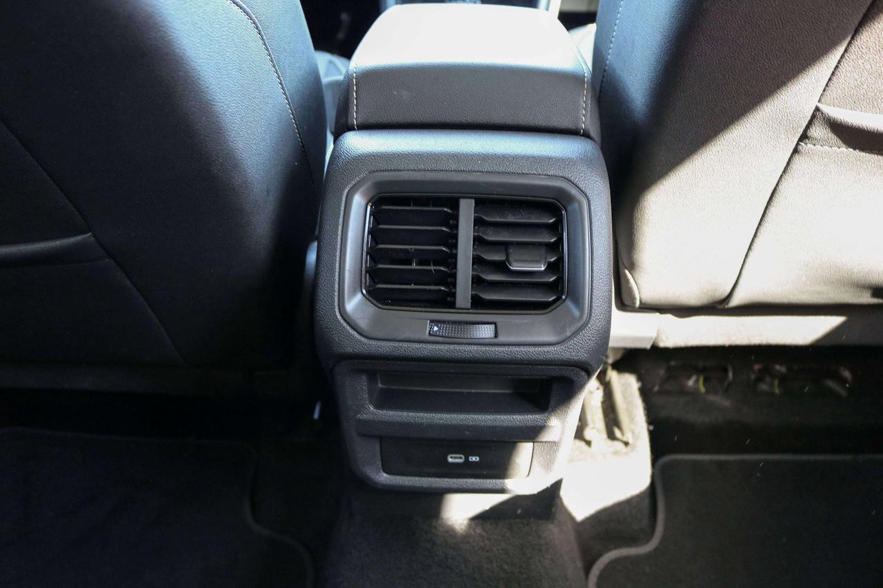 2024 Volkswagen Taos Comfortline | BLINDSPOT | REMOTE START | Photo
